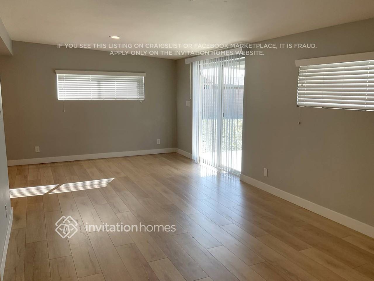 7025 E Culver St - Photo 5 of 18