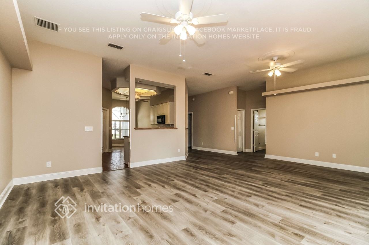 10428 Calle De Flores Dr - Photo 3 of 16