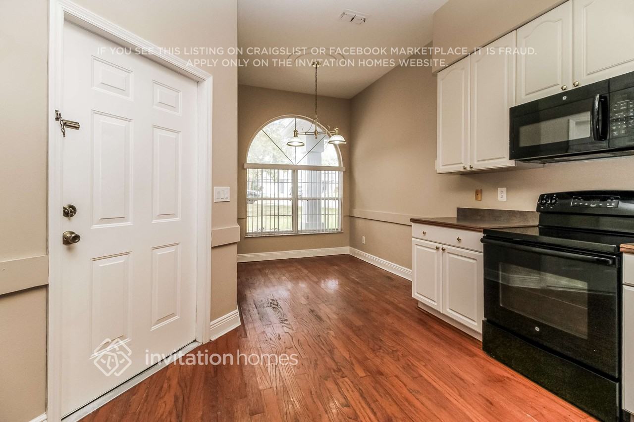 10428 Calle De Flores Dr - Photo 6 of 16