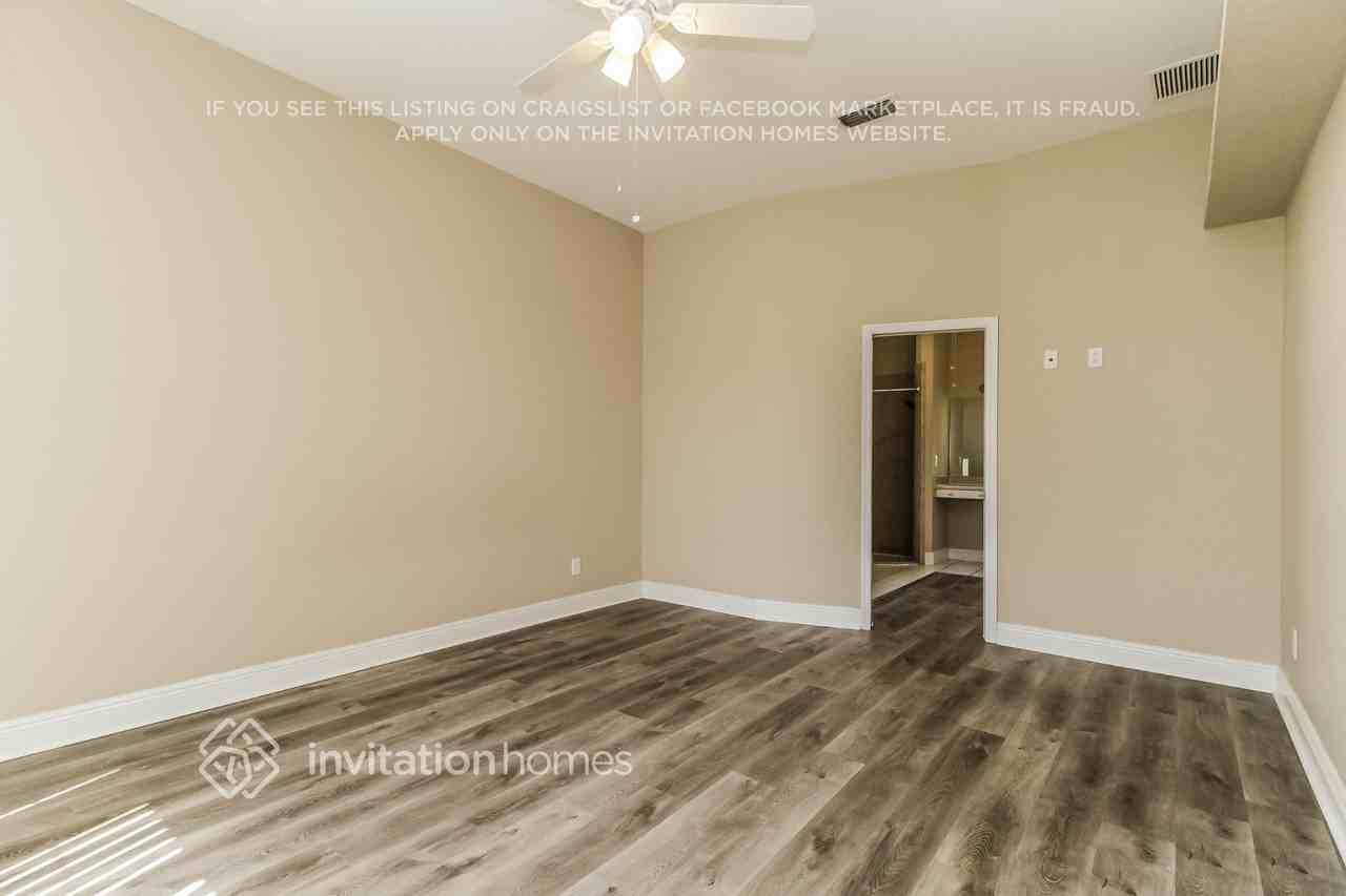 10428 Calle De Flores Dr - Photo 7 of 16