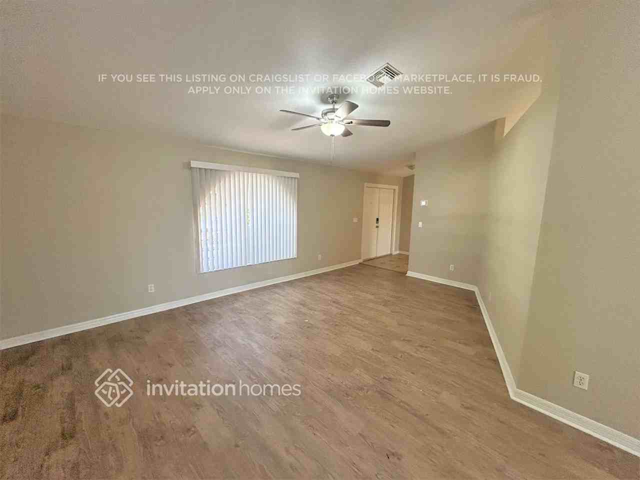 619 Se 18th St - Photo 3 of 15