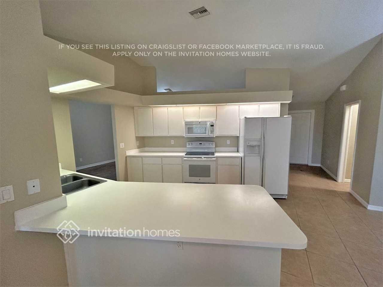 619 Se 18th St - Photo 5 of 15