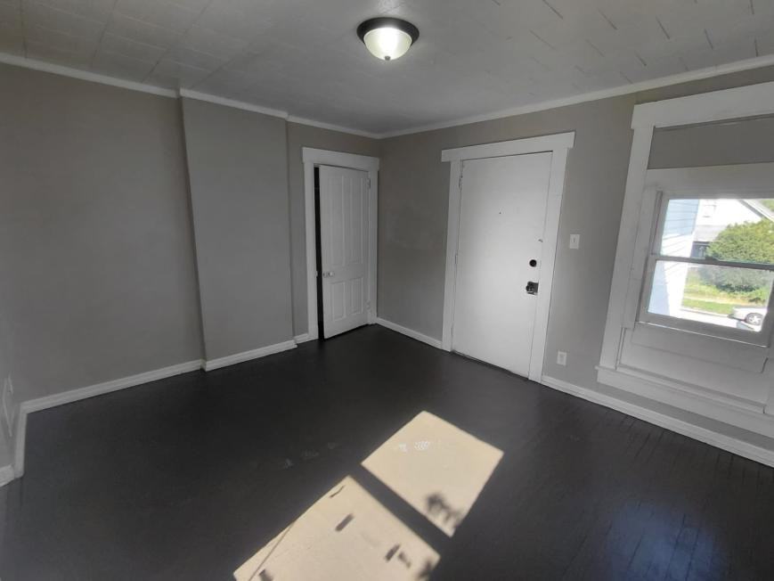 628 S 7th St - Photo 3 of 6