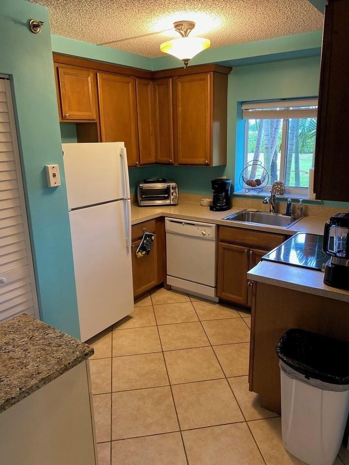 275 Palm Ave #A106 - Photo 7 of 19
