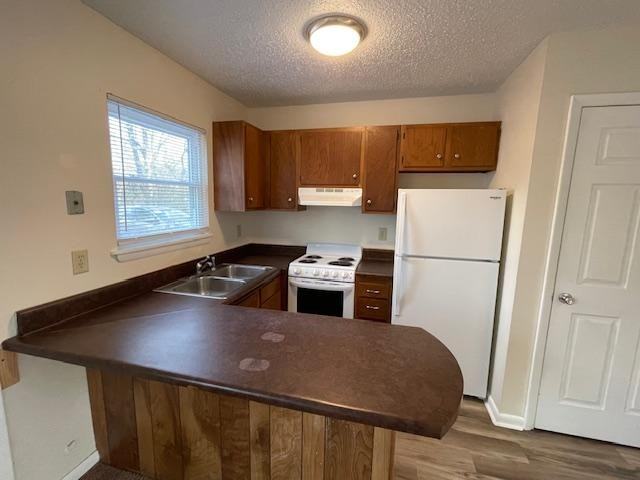 153 School Rd E - Photo 3 of 7
