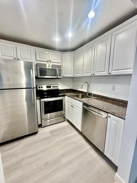 251 Brighton F - Photo 2 of 24