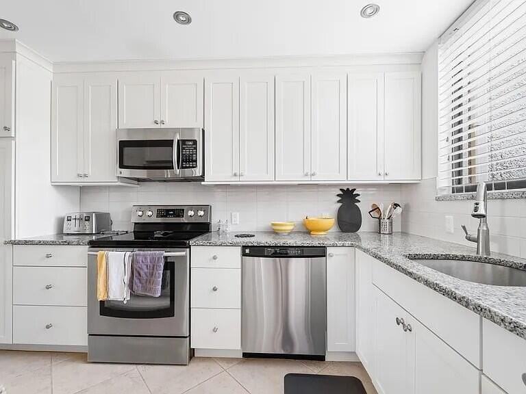 4228 Deste Ct - Photo 7 of 20