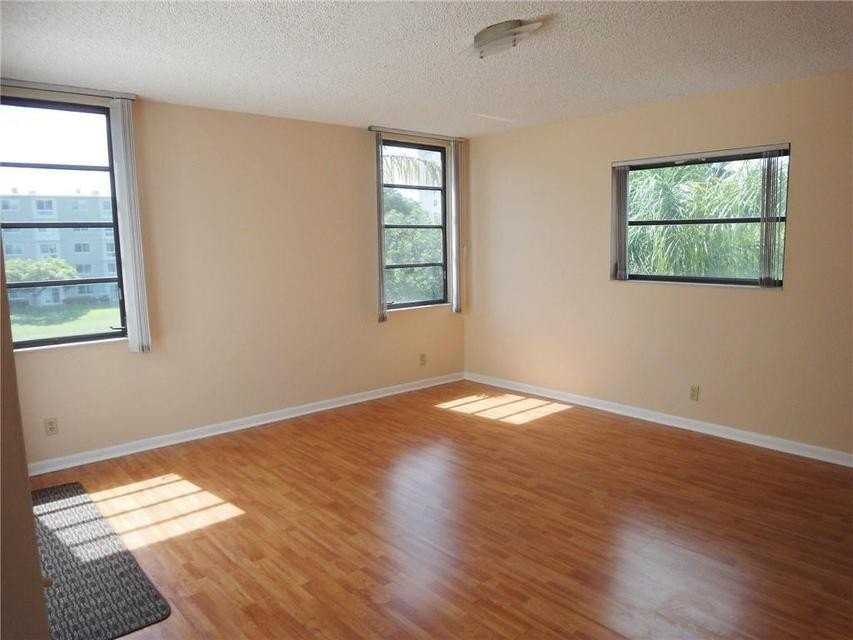 2213 Cypress Island Dr #308 - Photo 7 of 16