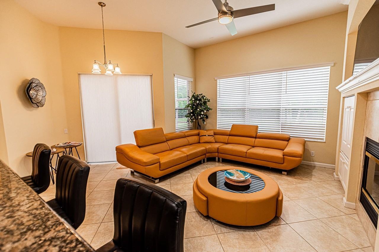 431 Nw Cool Water Ct - Photo 6 of 50