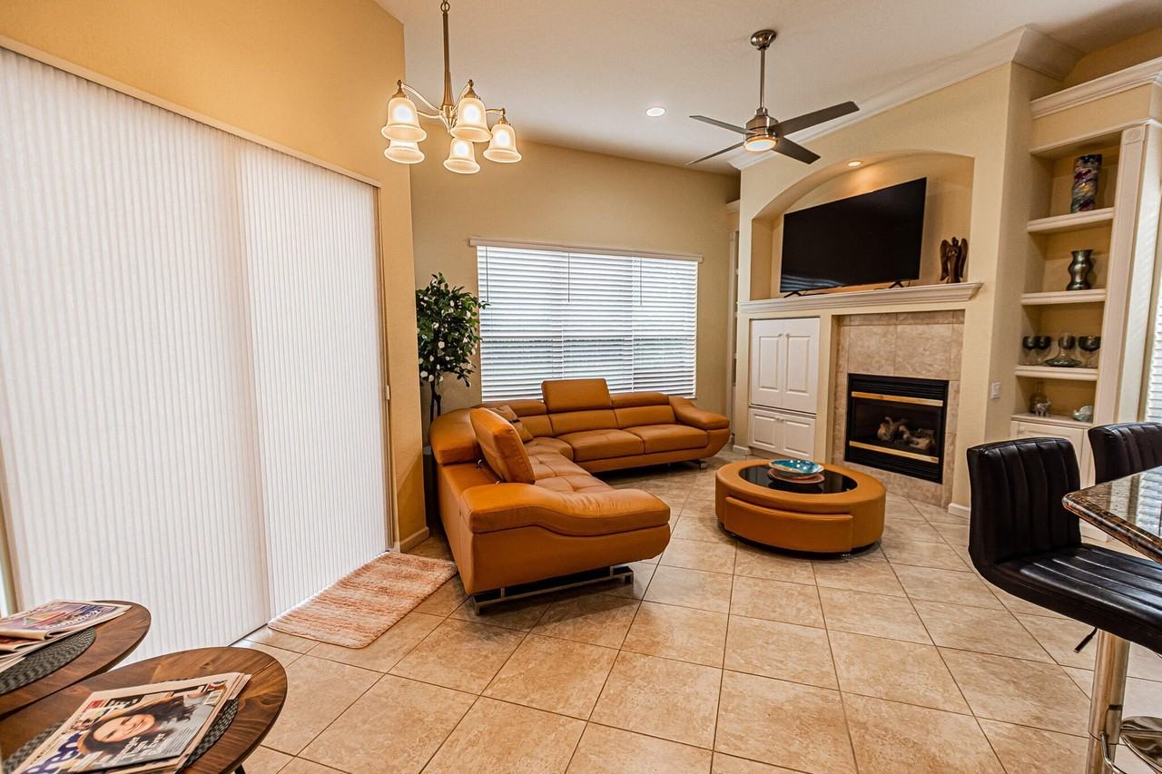 431 Nw Cool Water Ct - Photo 7 of 50