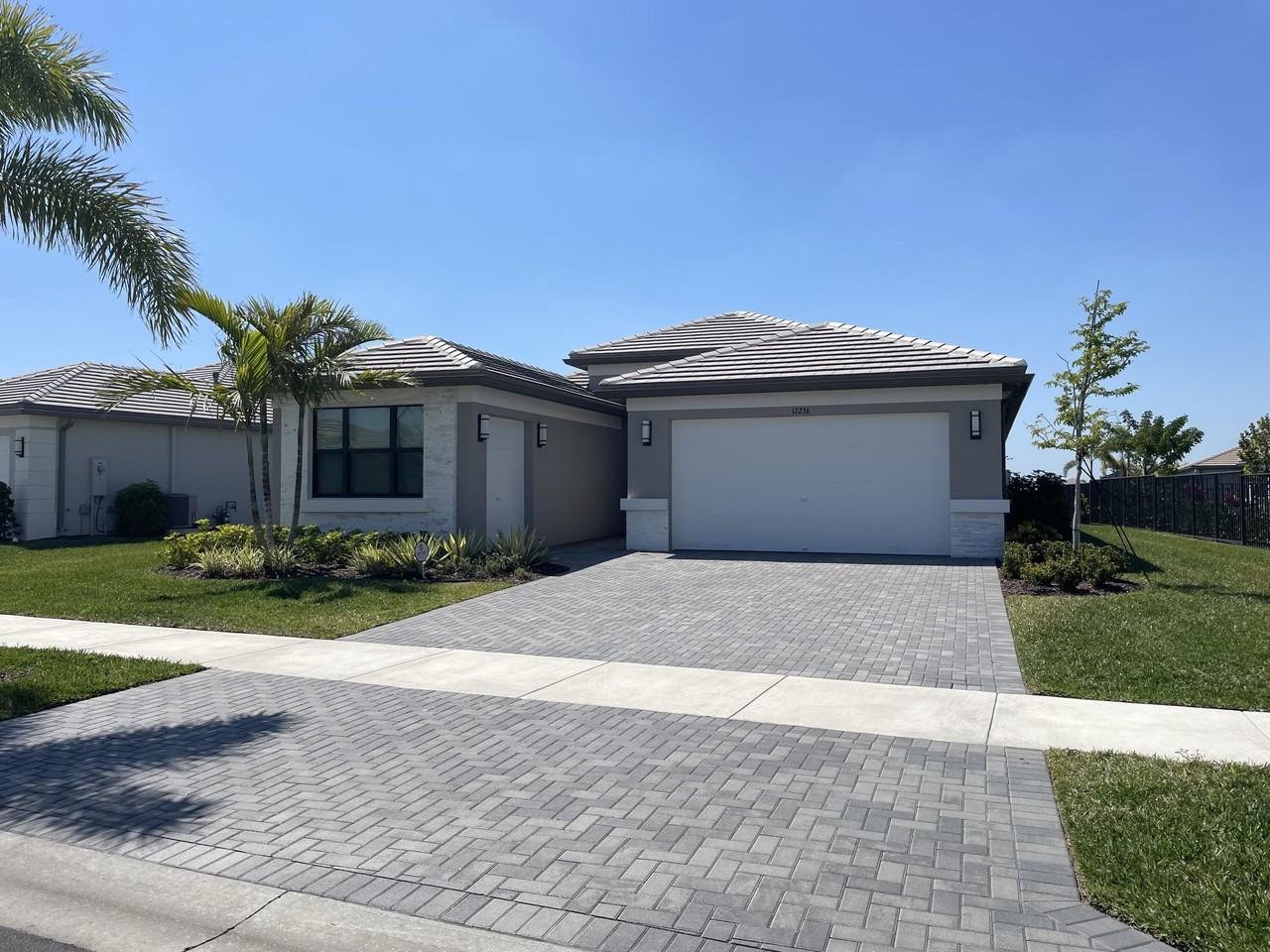 12236 Sw Tidal Shores Way - Photo 2 of 43