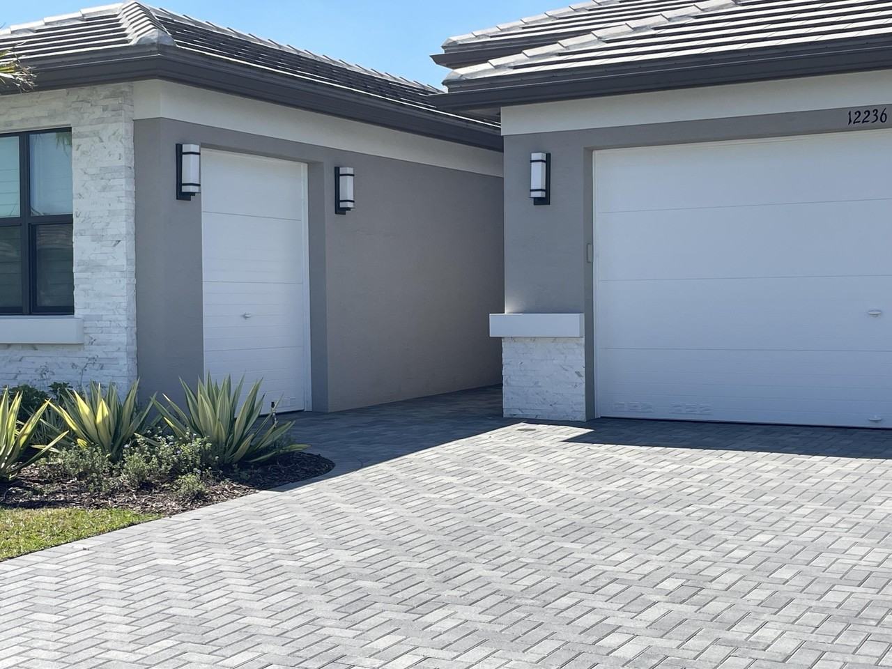 12236 Sw Tidal Shores Way - Photo 3 of 43