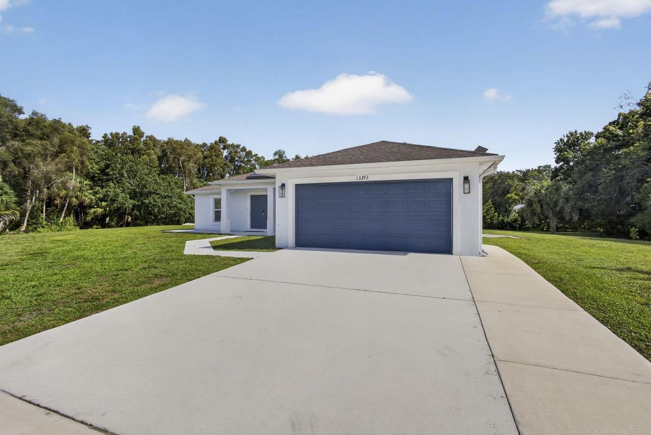 13393 40th Ln N - Photo 3 of 50