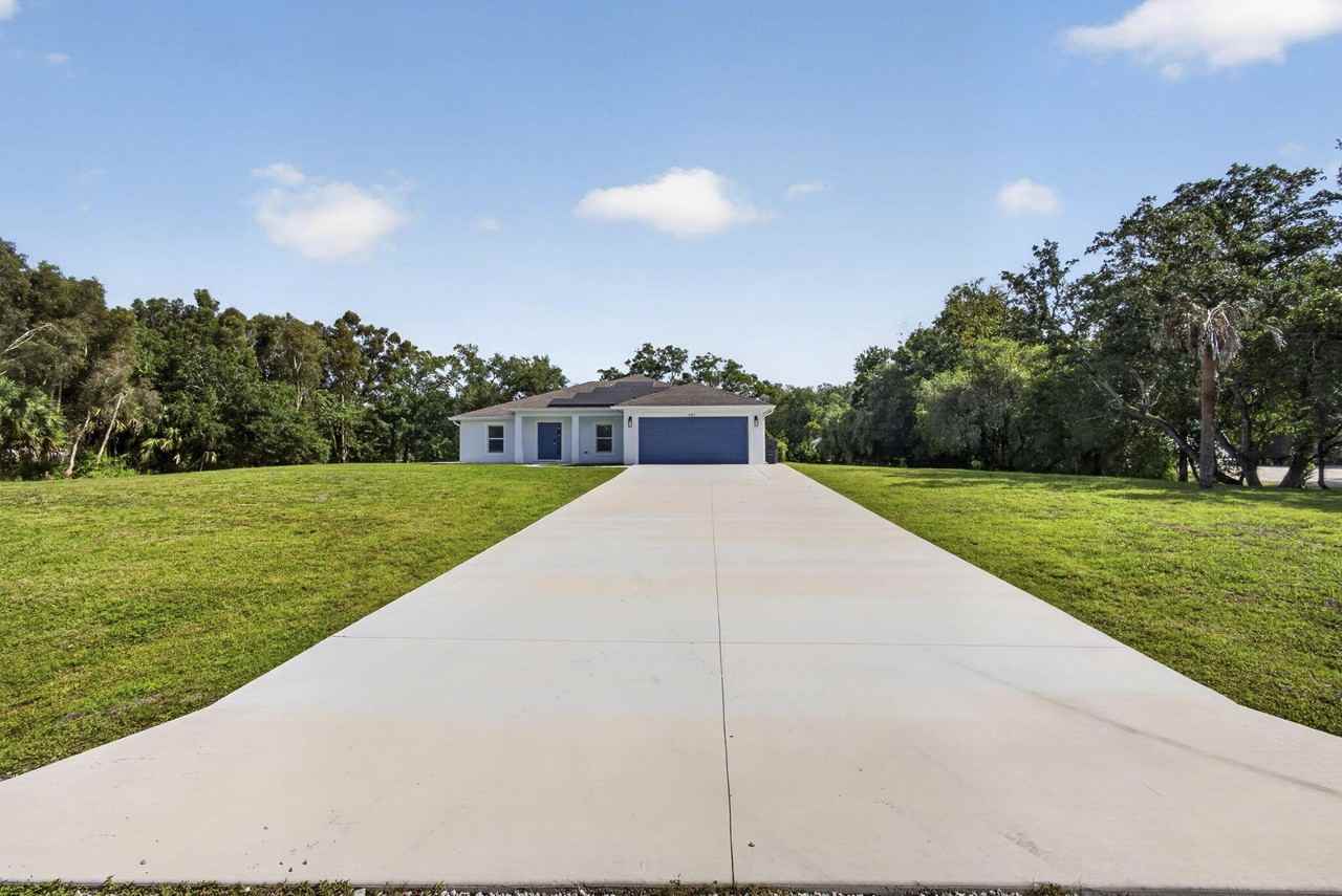 13393 40th Ln N - Photo 4 of 50