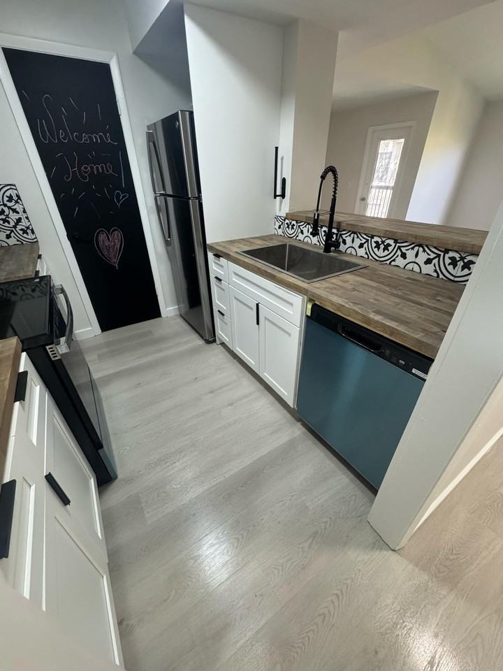 4241 W Mcnab Rd #32 - Photo 3 of 29