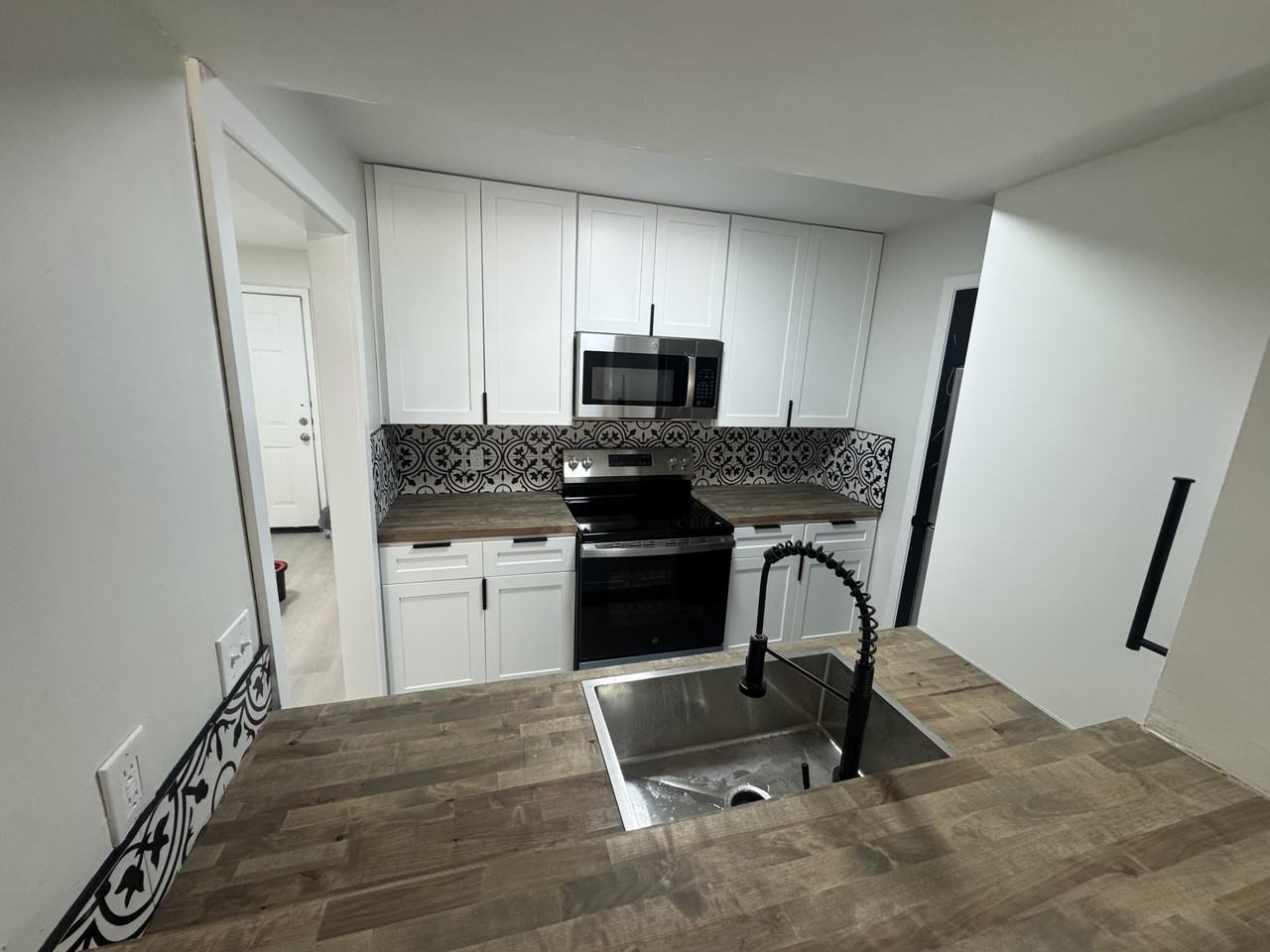 4241 W Mcnab Rd #32 - Photo 5 of 29