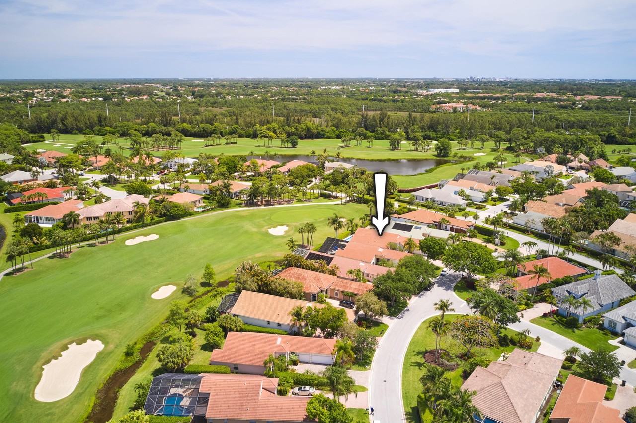 8282 Spyglass Dr - Photo 2 of 50