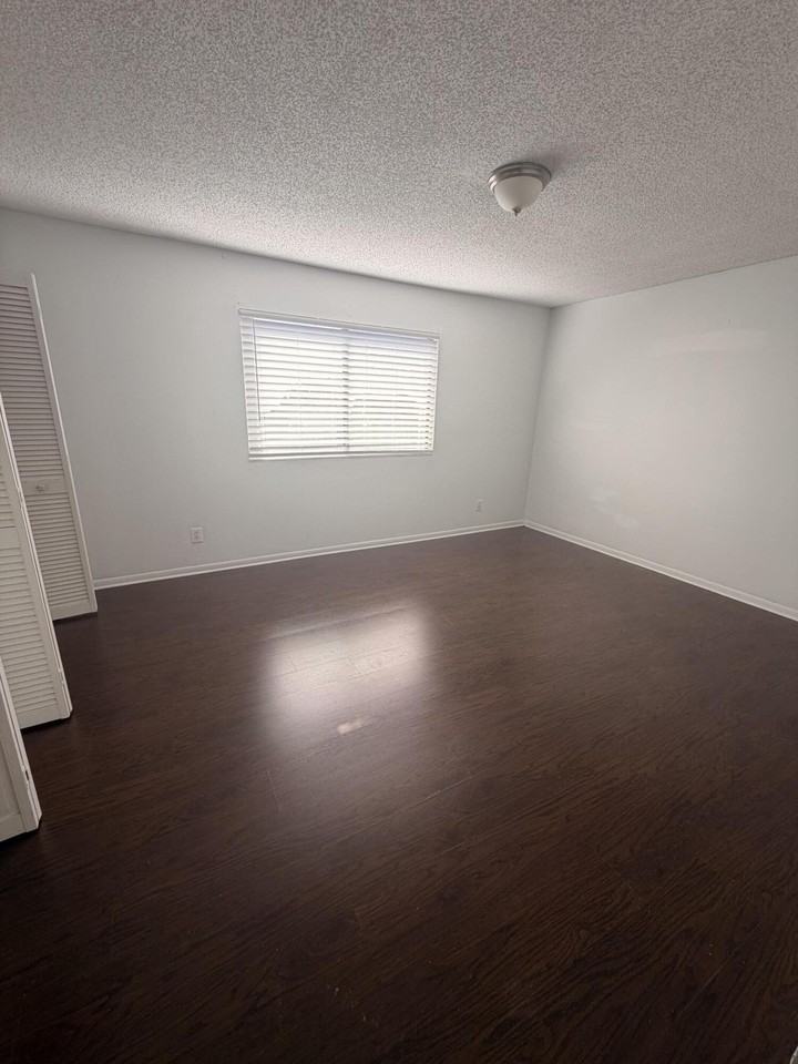 3604 Inlet Cir - Photo 7 of 13