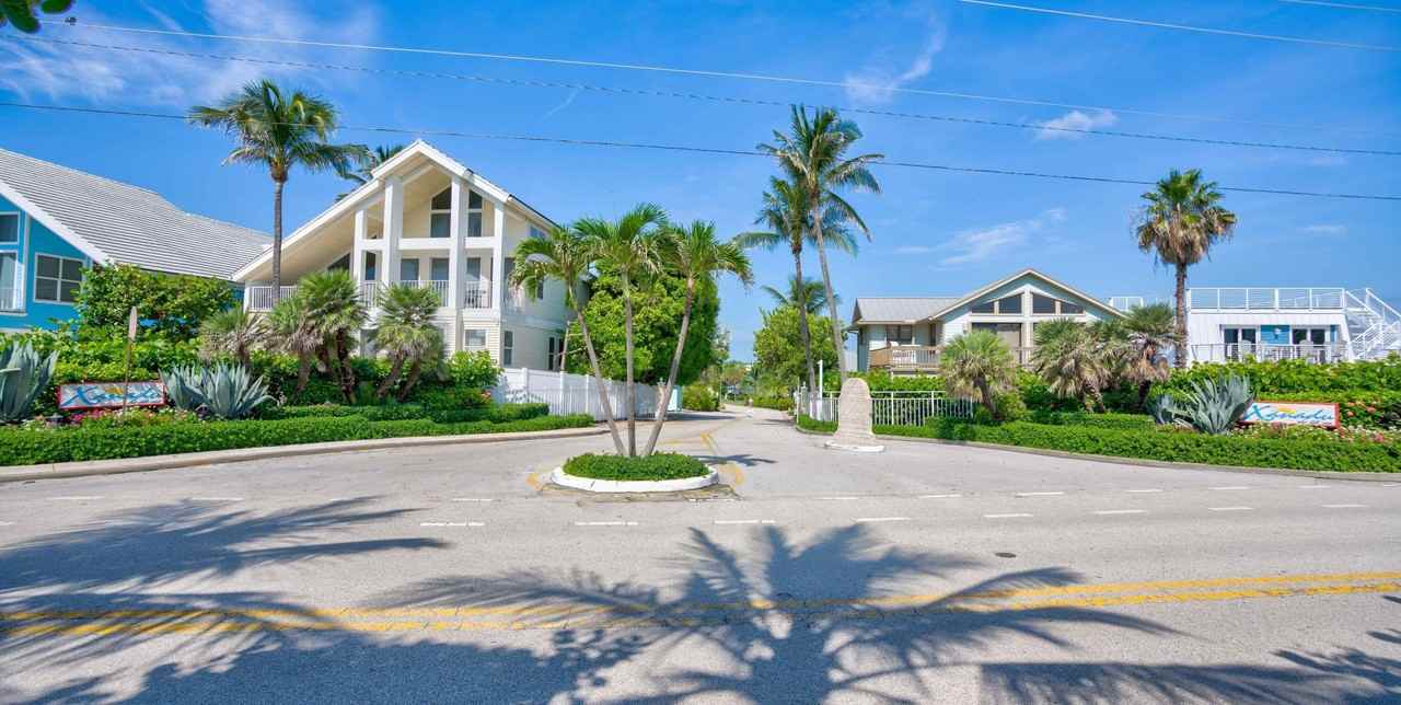 504 Xanadu Pl - Photo 4 of 44
