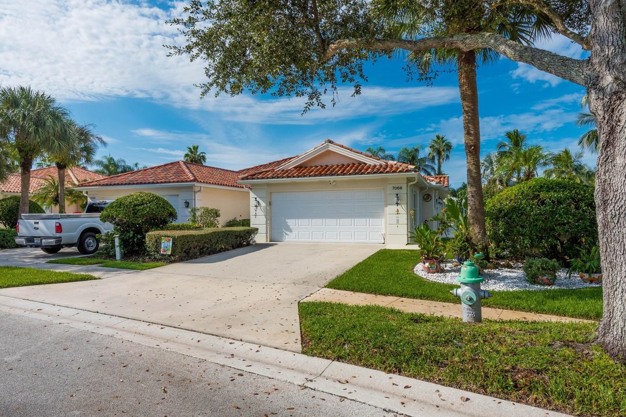 7068 Gila Ln
