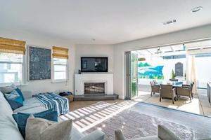 featured image of 350 La Mesa Ave