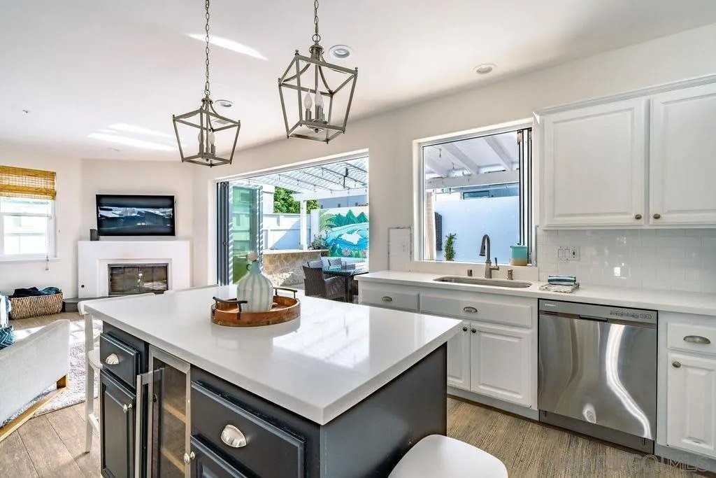 350 La Mesa Ave - Photo 4 of 45