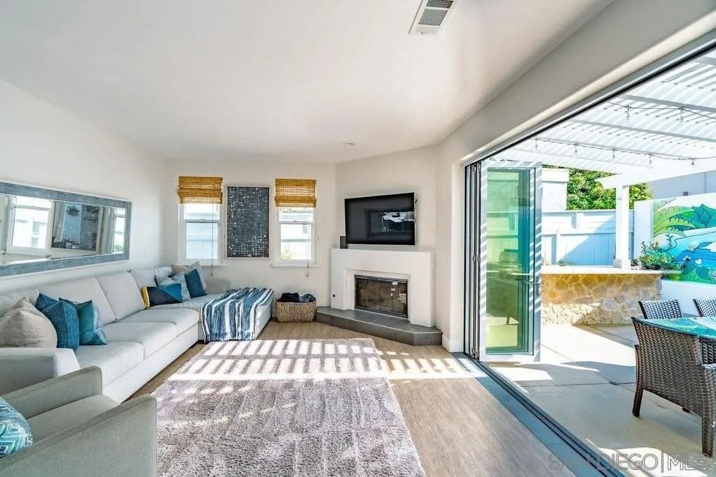 350 La Mesa Ave - Photo 7 of 45