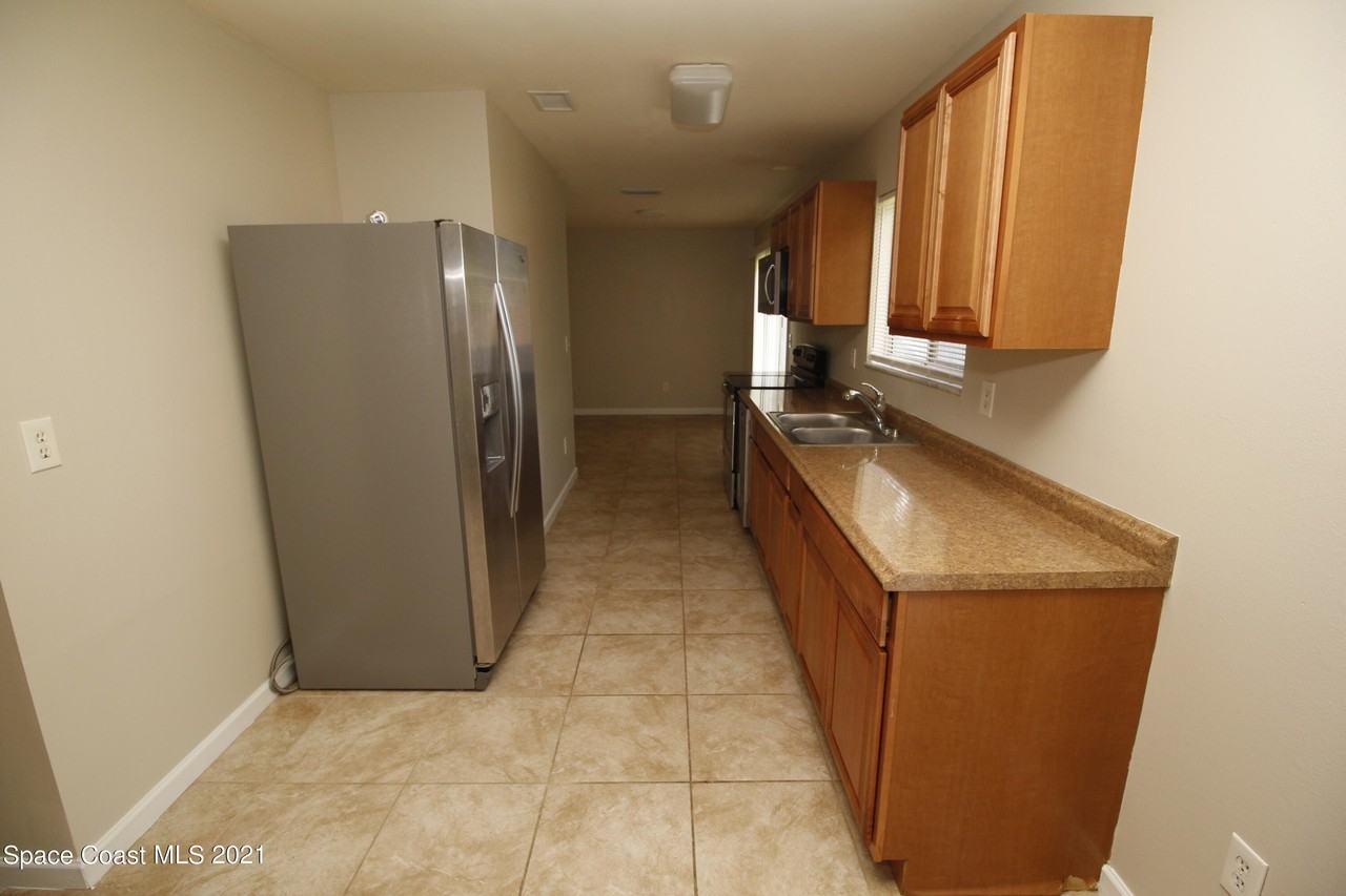 151 Mabry St - Photo 7 of 16