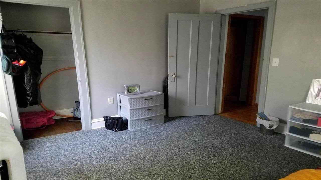 932 Emerald St #1B - Photo 7 of 19