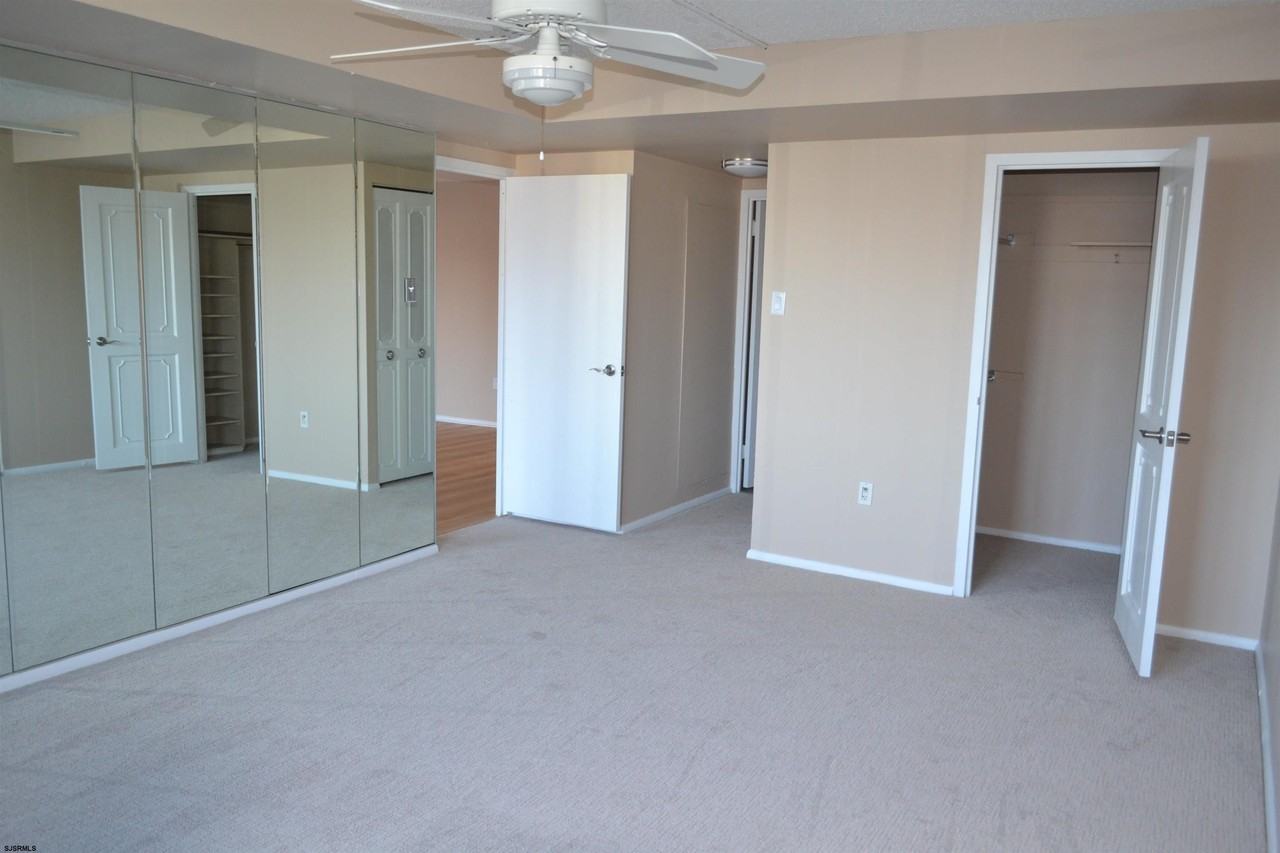 100 S Berkley Sq - Photo 4 of 29