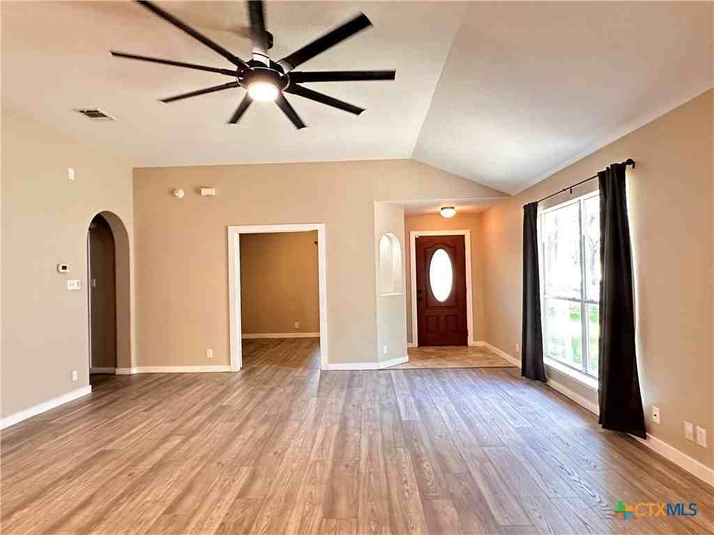 2029 Northview Dr - Photo 6 of 32
