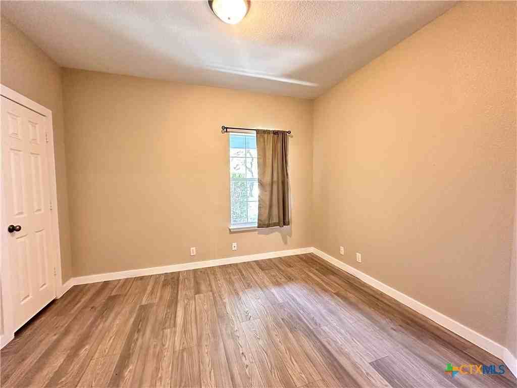2029 Northview Dr - Photo 7 of 32