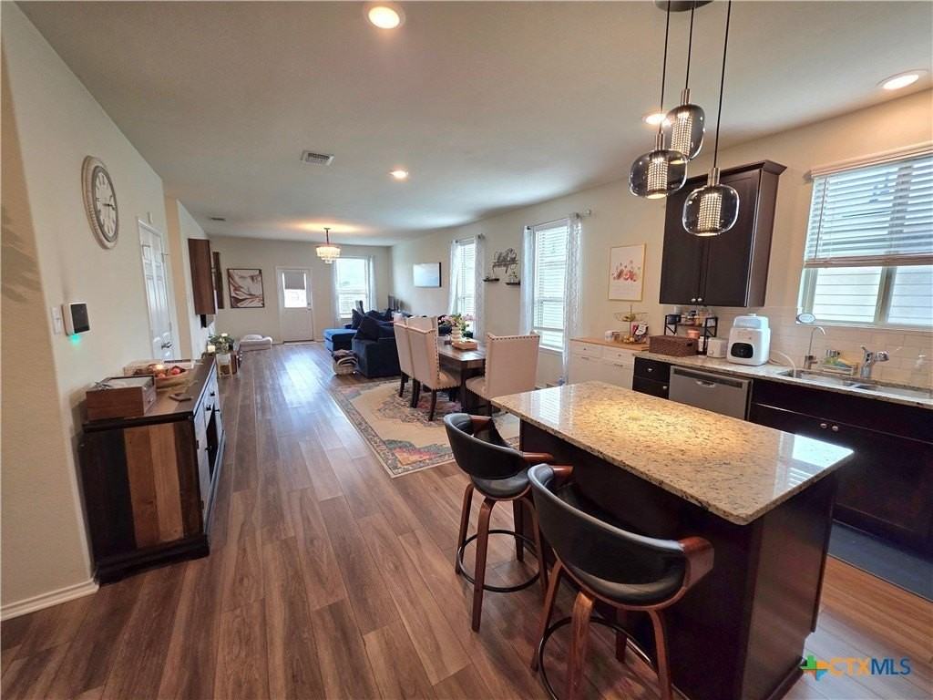350 Bedford Falls Ln - Photo 2 of 20