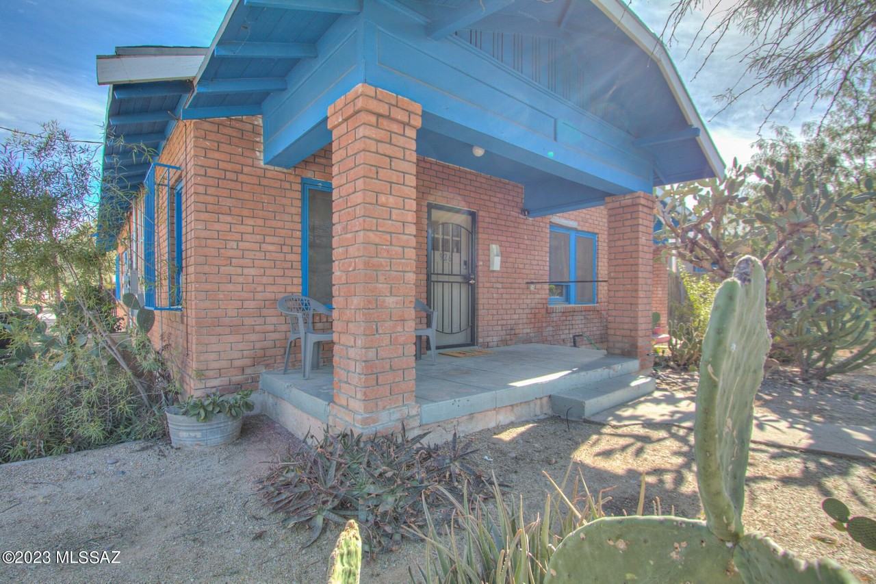 926 N 3rd Ave - Photo 7 of 15