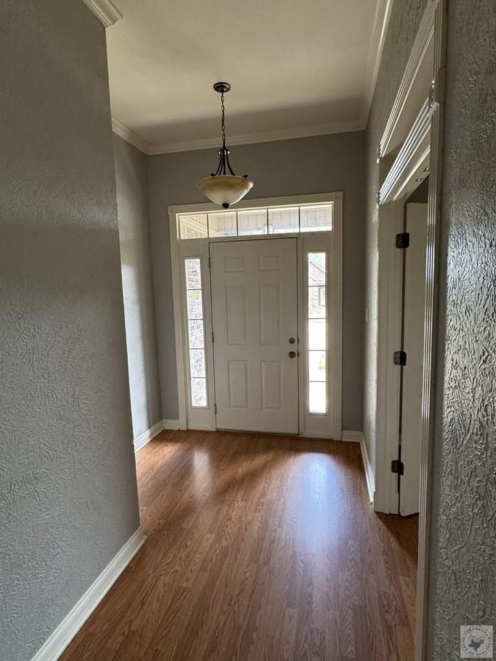 6808 Cameron - Photo 3 of 24