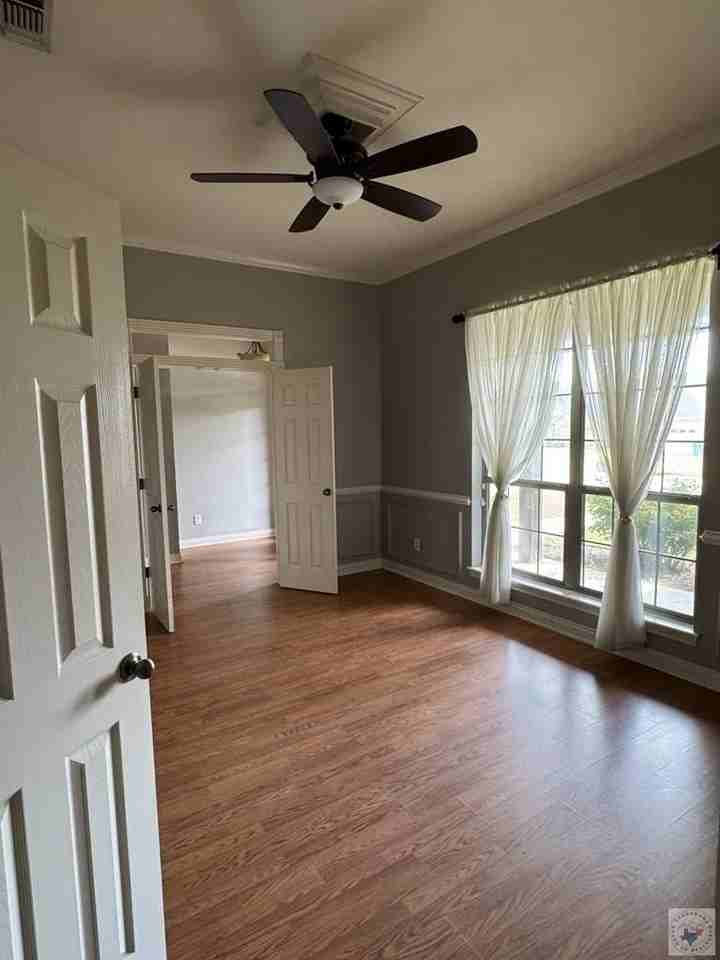 6808 Cameron - Photo 5 of 24