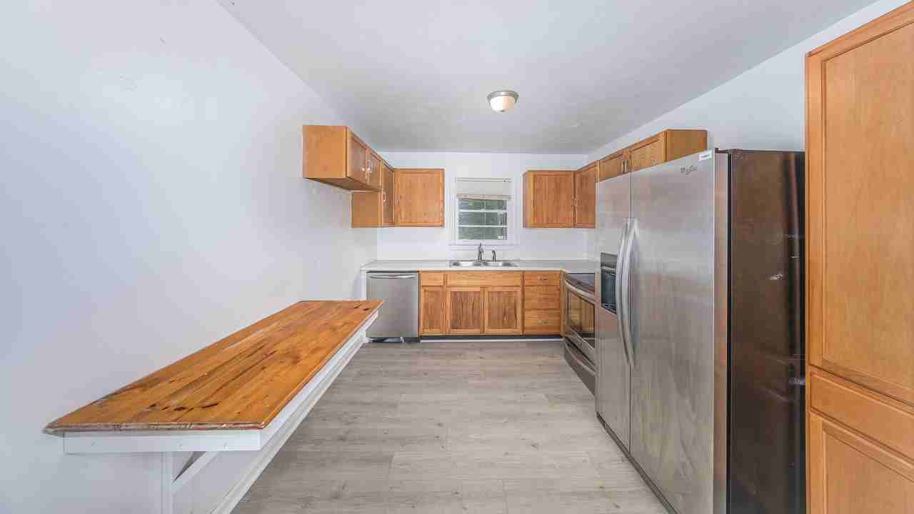 1637 Atkamire Dr - Photo 5 of 25
