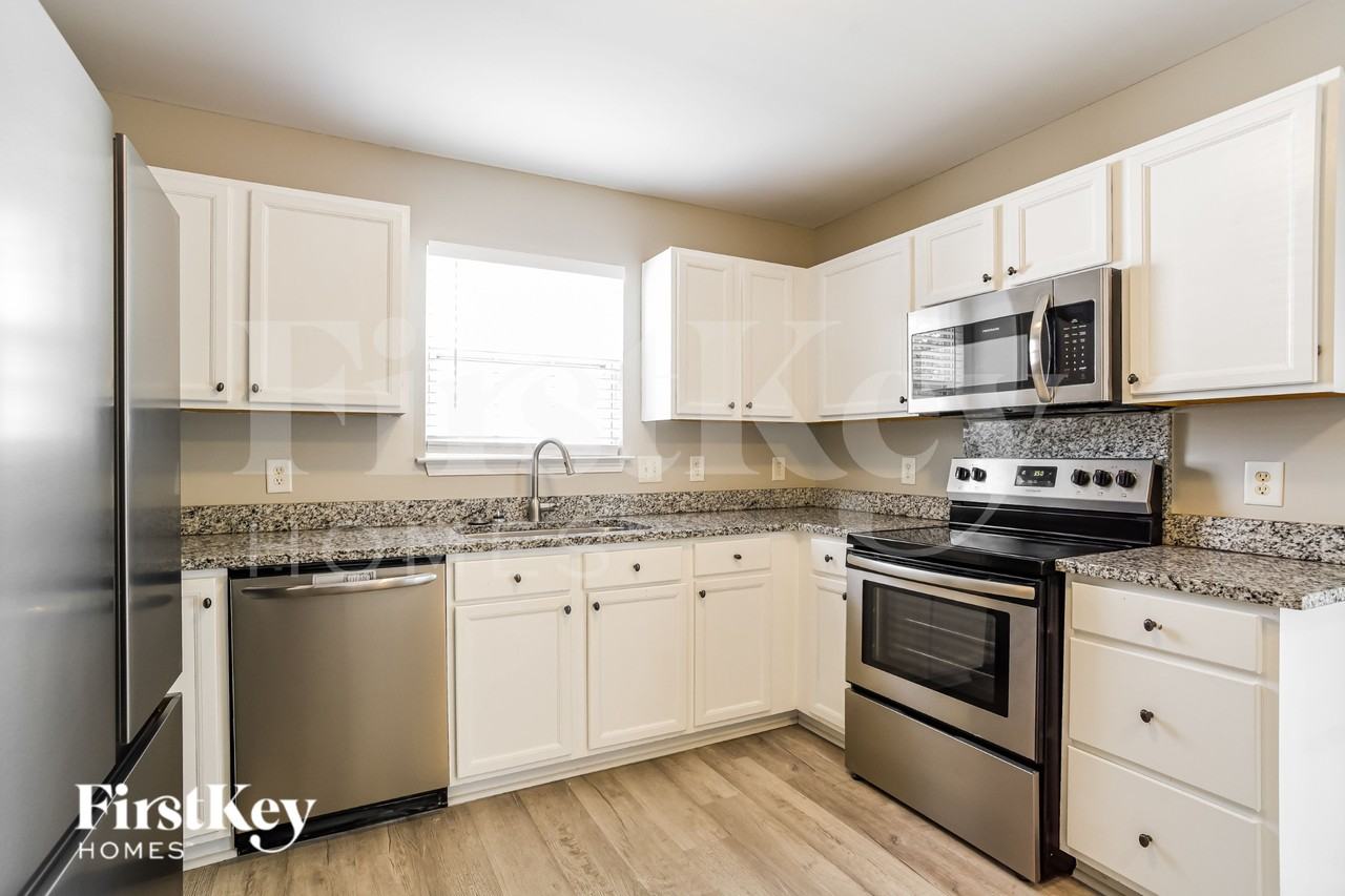 546 River View Dr - Photo 6 of 19