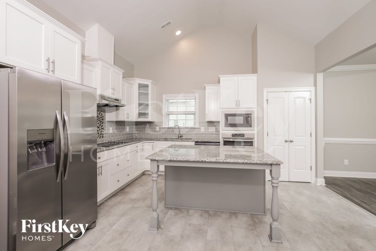 157 Ramsgate Dr - Photo 7 of 19