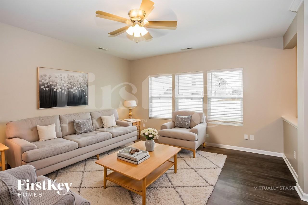 12527 Gotland Rd - Photo 5 of 19