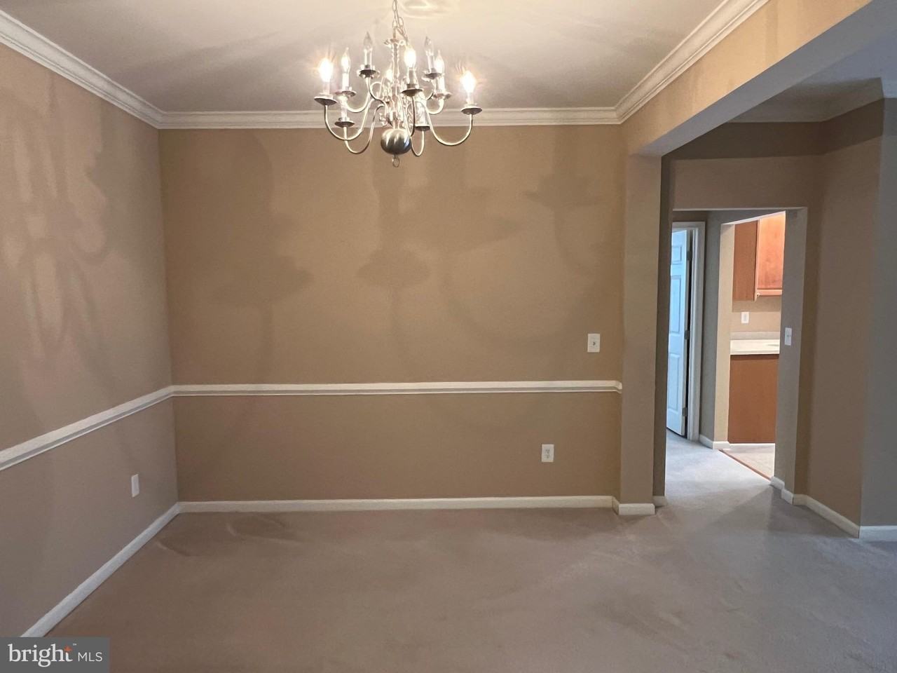 812 Long Dr #812F - Photo 4 of 16
