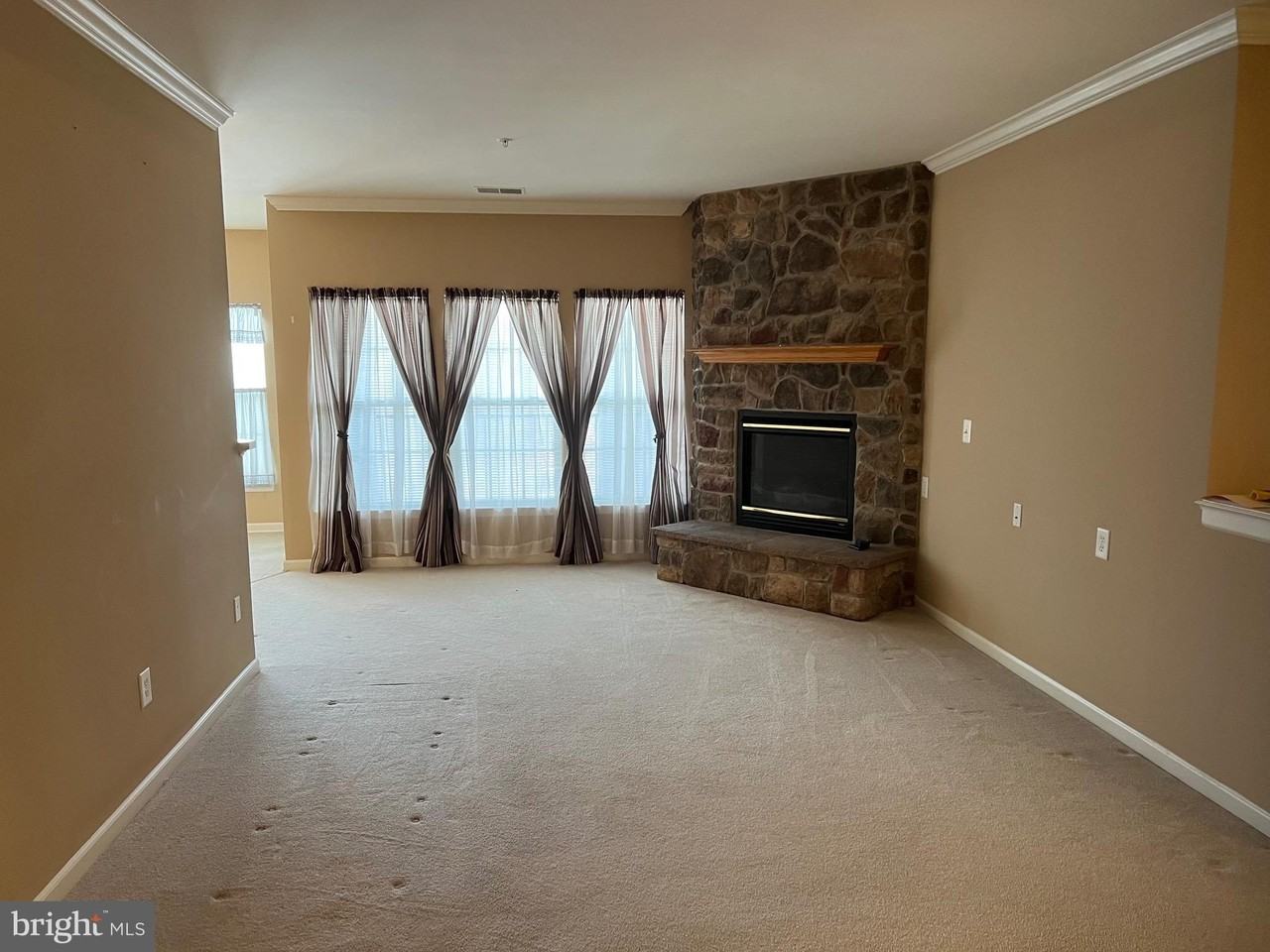 812 Long Dr #812F - Photo 7 of 16