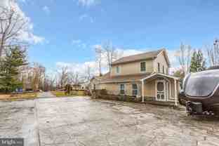 7465 Browns Bridge Rd - Photo 1 of 1
