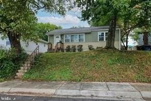 924 Veirs Mill Rd - Photo 4 of 13