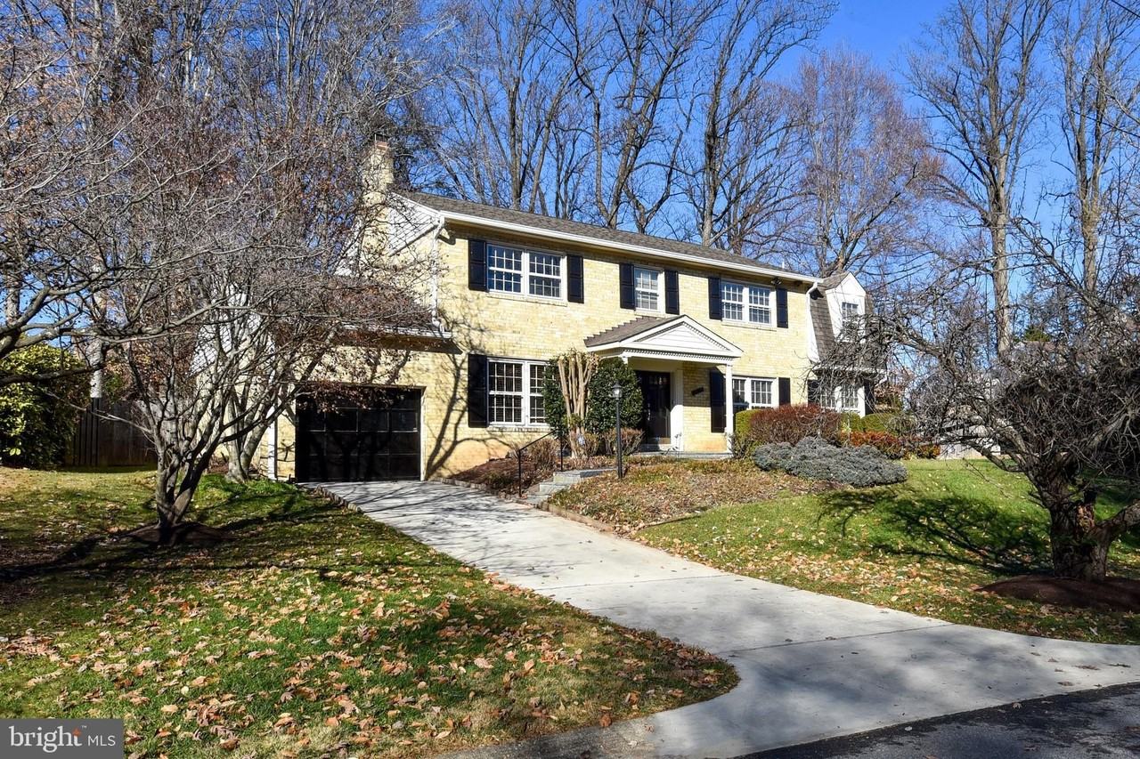 6305 Lenox Rd - Photo 2 of 50