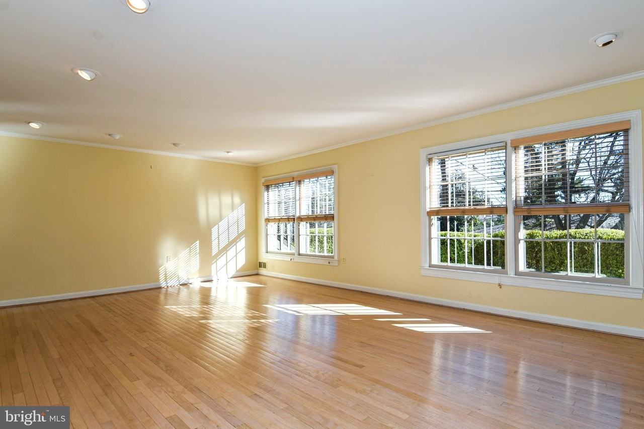 6305 Lenox Rd - Photo 7 of 50