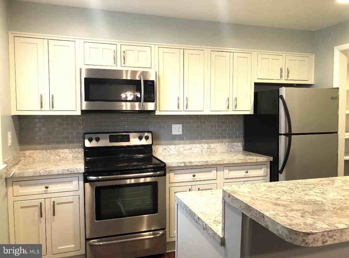 6526 Beechwood Dr #14 - Photo 4 of 9