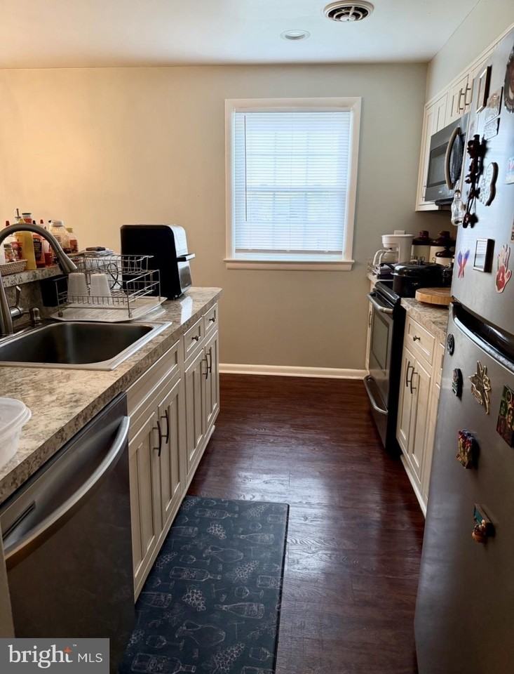 6526 Beechwood Dr #14 - Photo 5 of 9