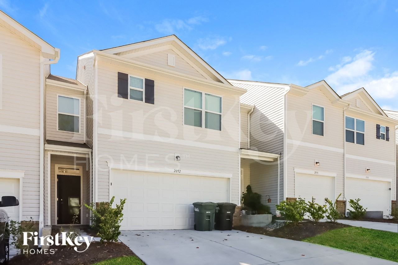 2092 Cypress Village Dr Nw - Photo 2 of 19