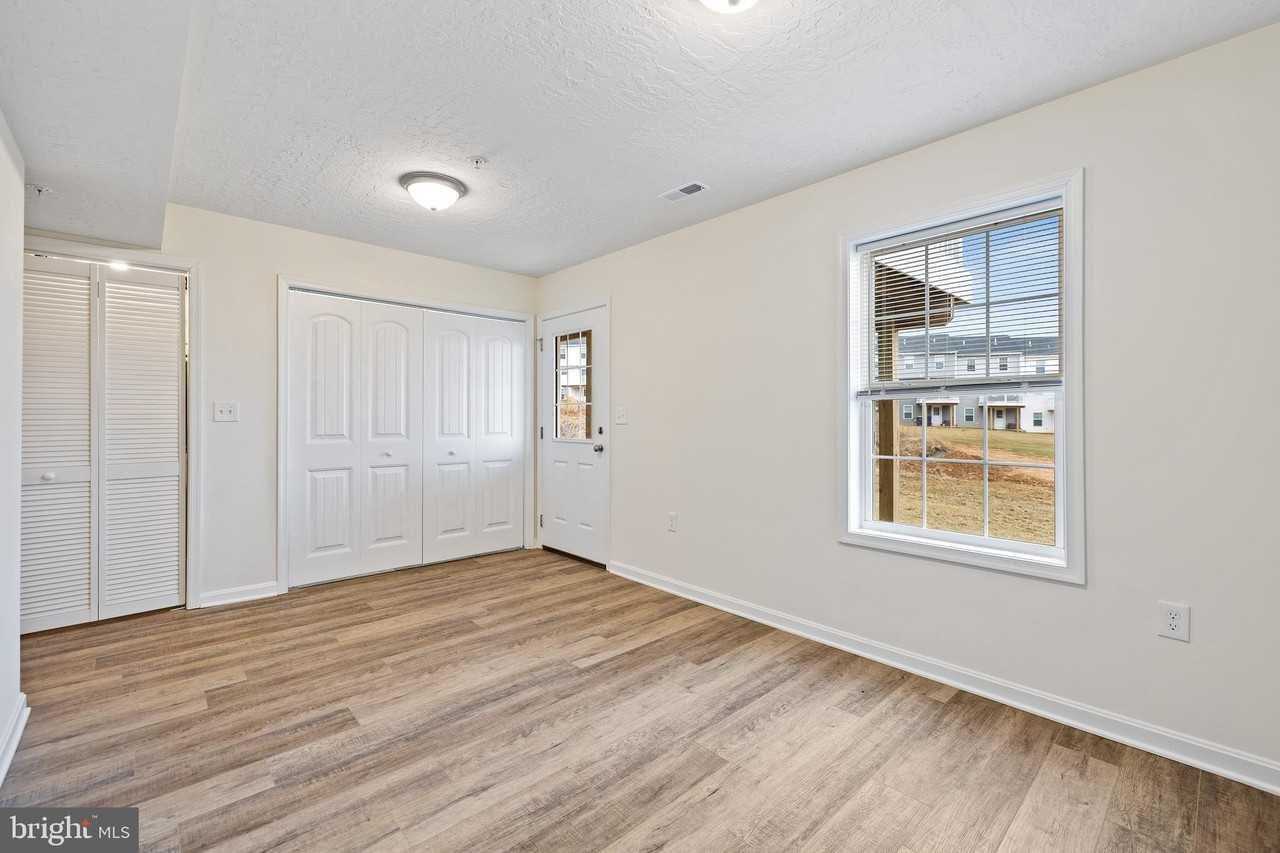 27 Overshot Ln - Photo 6 of 25